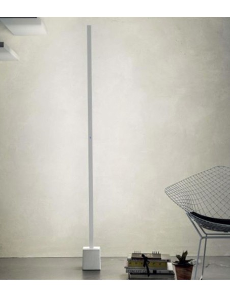 LAMPADA DA TERRA STILNOVO XILEMA NERO