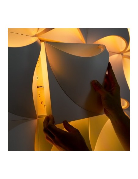 LAMPADA A PARETE/SOFFITTO STILNOVO MOONFLOWER D.W. SLAVE TILE BIANCO