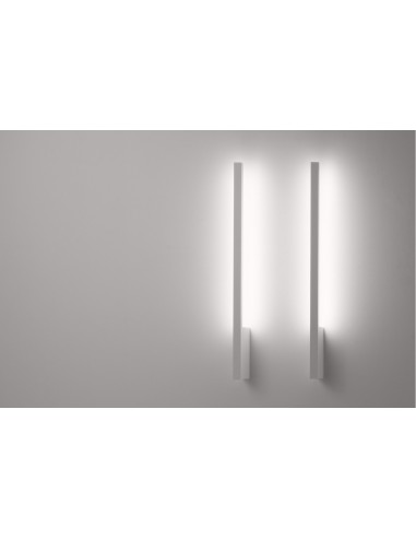 LAMPADA A PARETE STILNOVO XILEMA WALL L180 ALLUMINIO LUCIDO